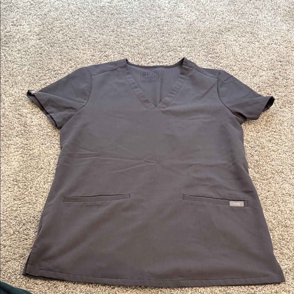 Figs Women's Charcoal V-Neck Short Sleeve Top